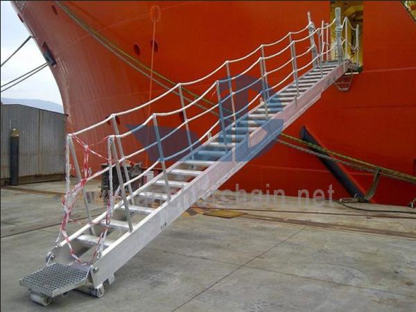 Aluminium accommodatie loopplank