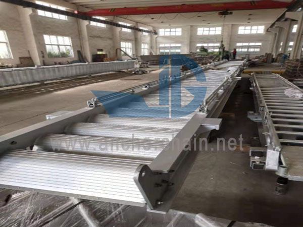 Aluminium telescopische accommodatieladder