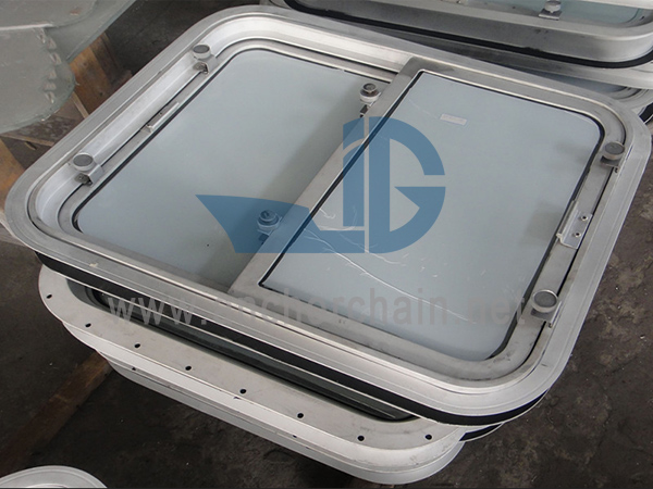 Licht aluminium marien schuifraam