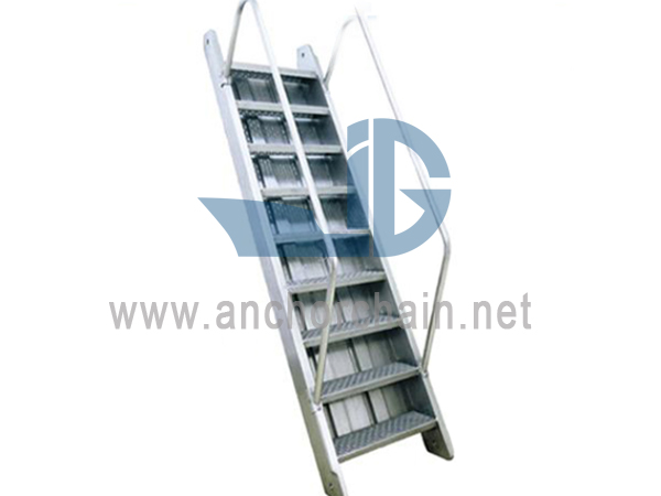Scheepsmachinekamer Hellende Ladder